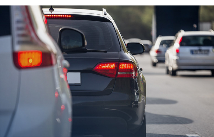 Zur Bildung der Rettungsgasse