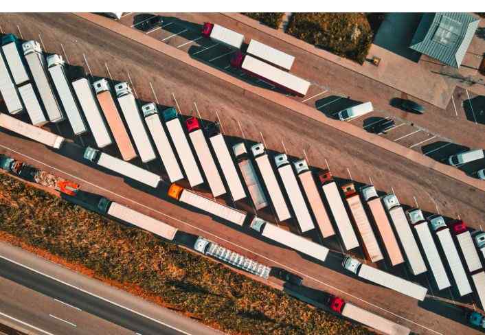 Schlafen in der LKW-Kabine bald Geschichte