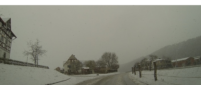 Winterliche Straßenverhältnisse erfordern besondere Aufmerksamkeit