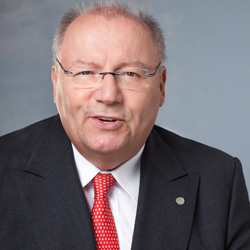 Franz-Josef Wernze Franz-Josef Wernze