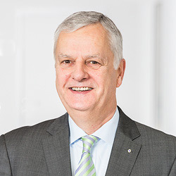 Dr. Edgar Hommelsheim