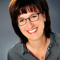 Andrea Bruhn
